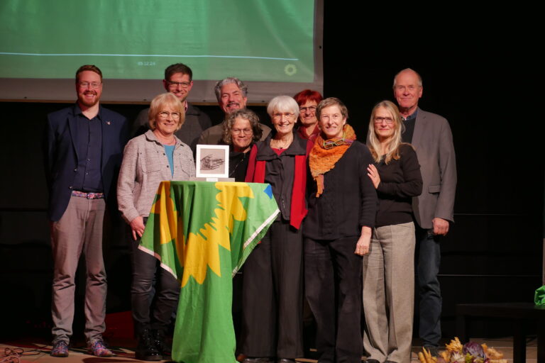Verleihung der „Grünen Viktoria“ an die Solidargemeinschaft „SoLaWi“